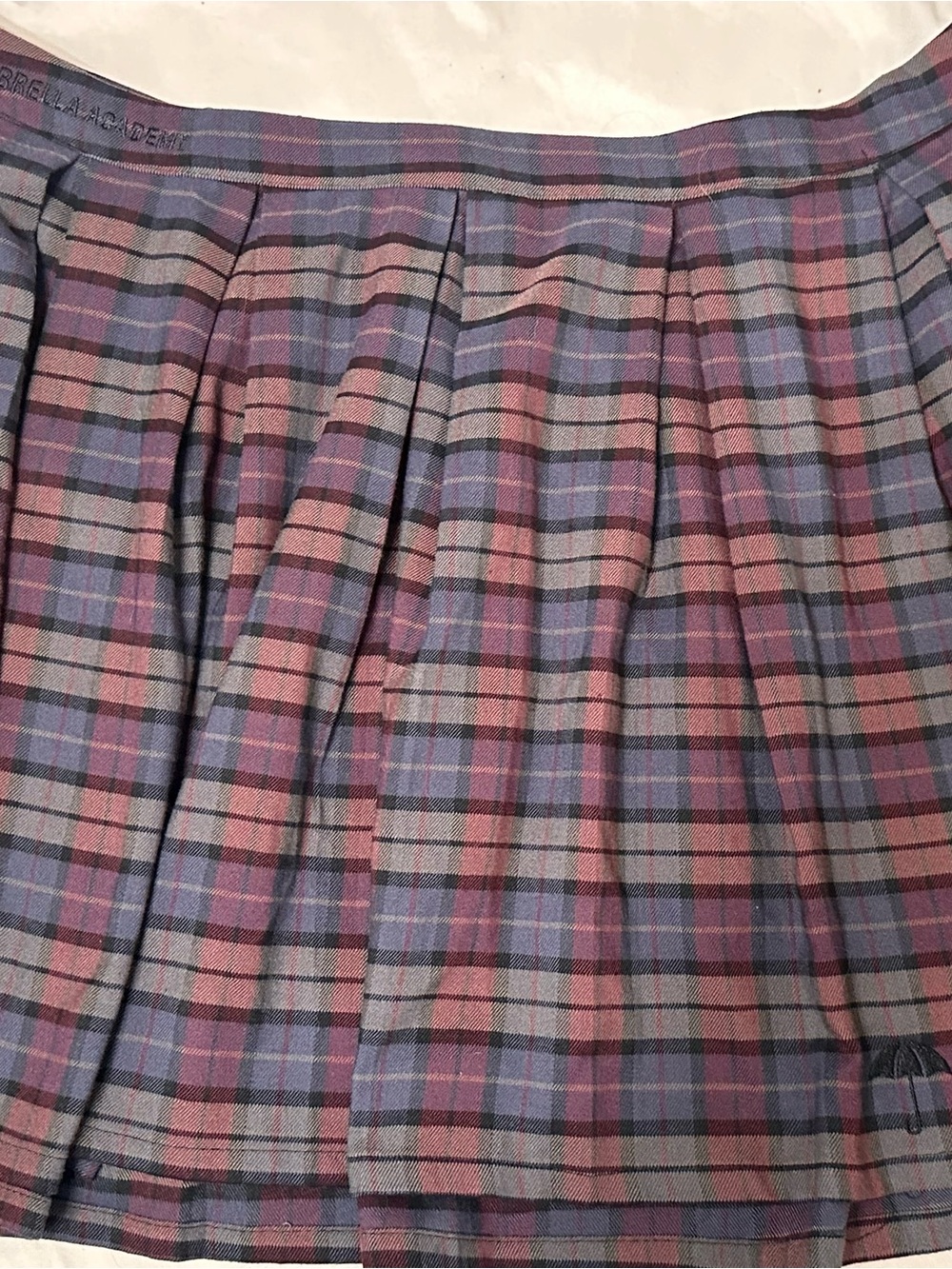 Her Universe Umbrella Academy Plaid Pleated Mini Skirt